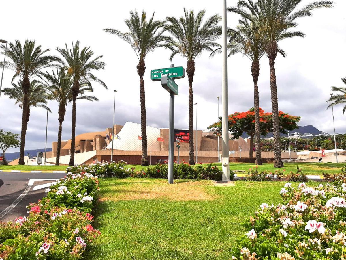 Perfectly Located Apartment With Pool Playa de las Americas  Exteriör bild