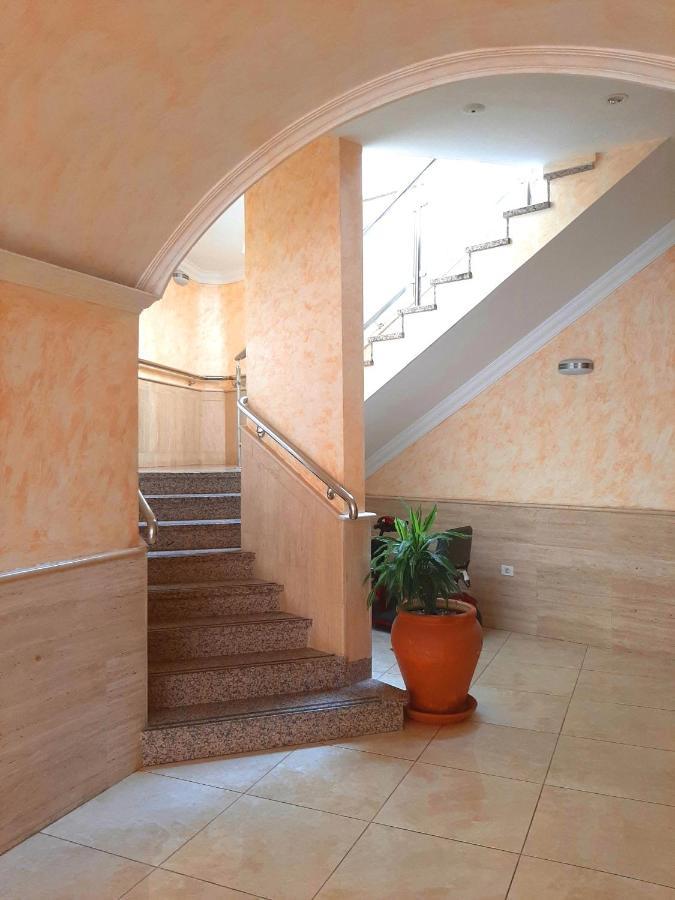 Perfectly Located Apartment With Pool Playa de las Americas  Exteriör bild
