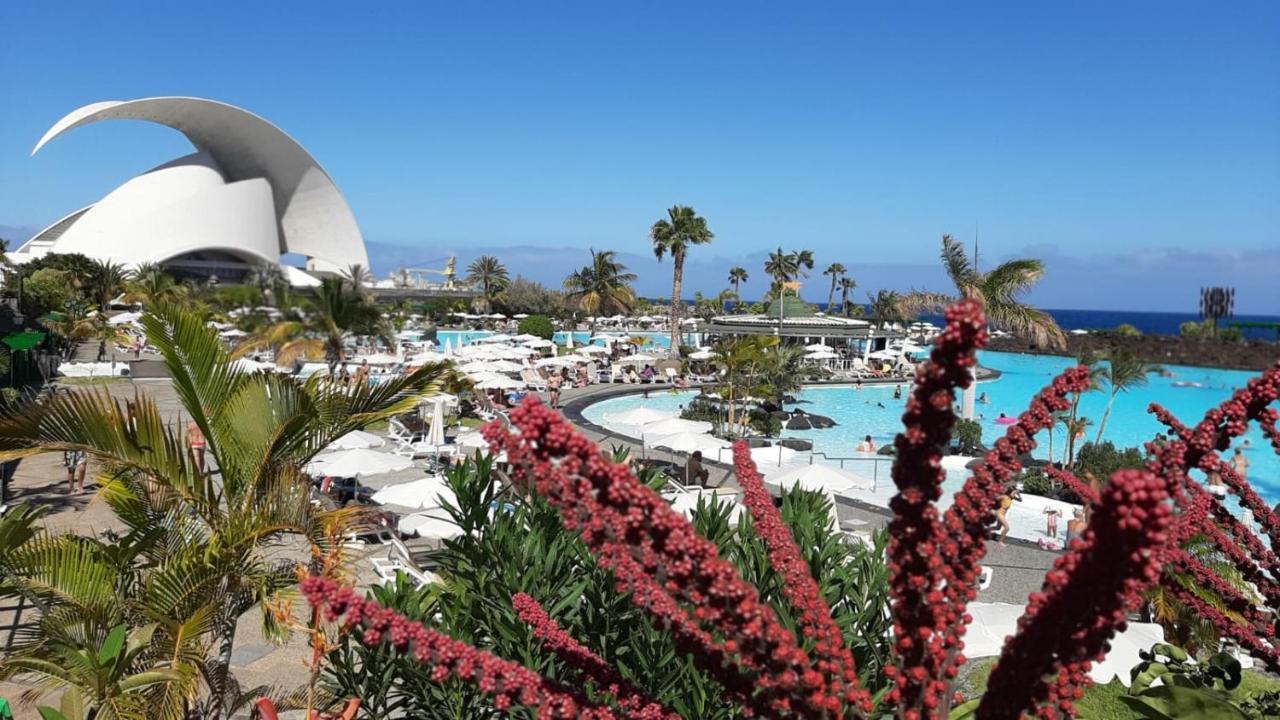 Perfectly Located Apartment With Pool Playa de las Americas  Exteriör bild