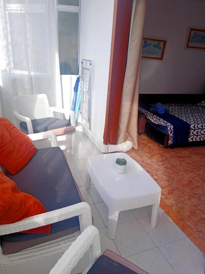 Perfectly Located Apartment With Pool Playa de las Americas  Exteriör bild